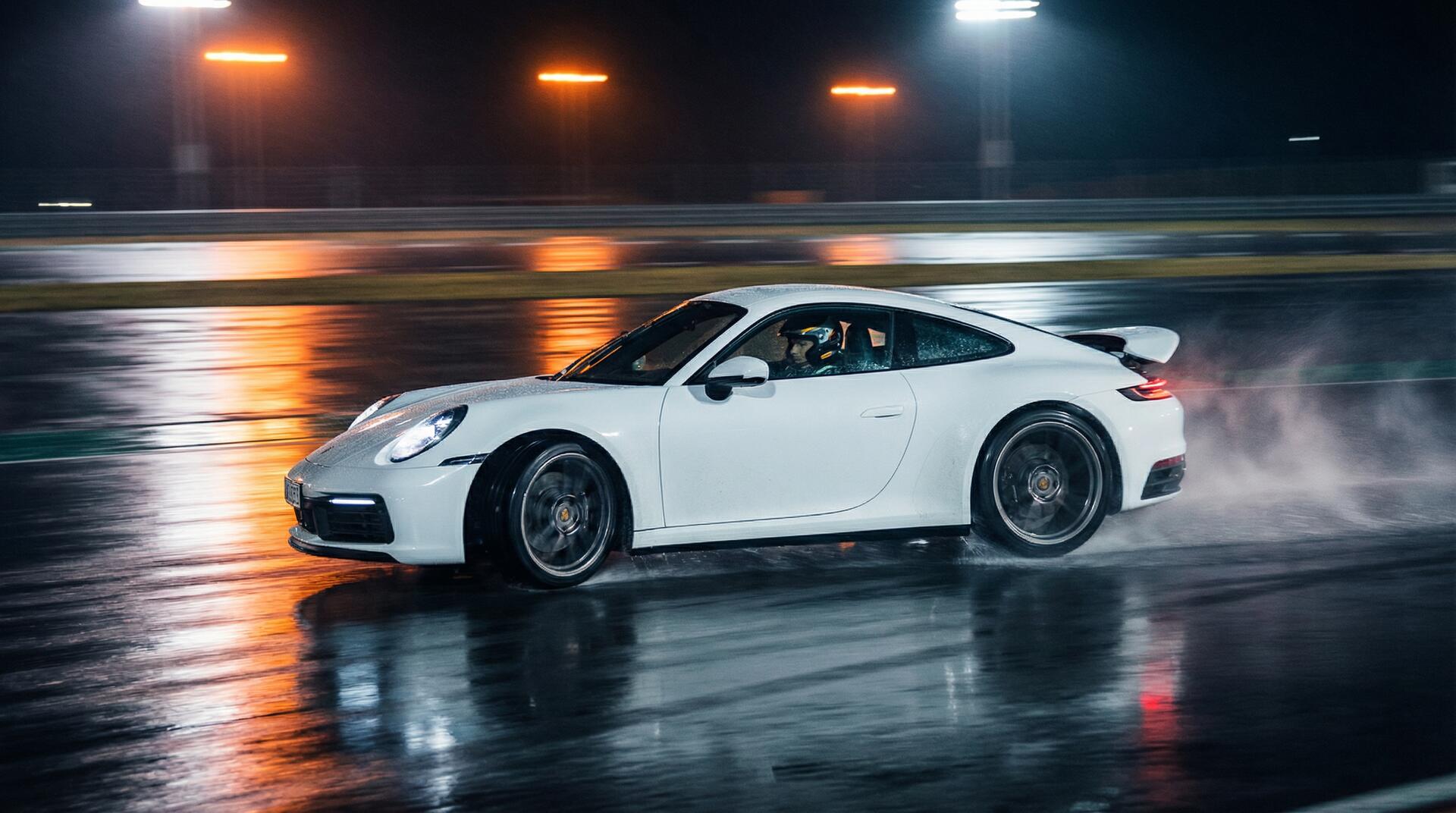 丝瓜视频跑车频道